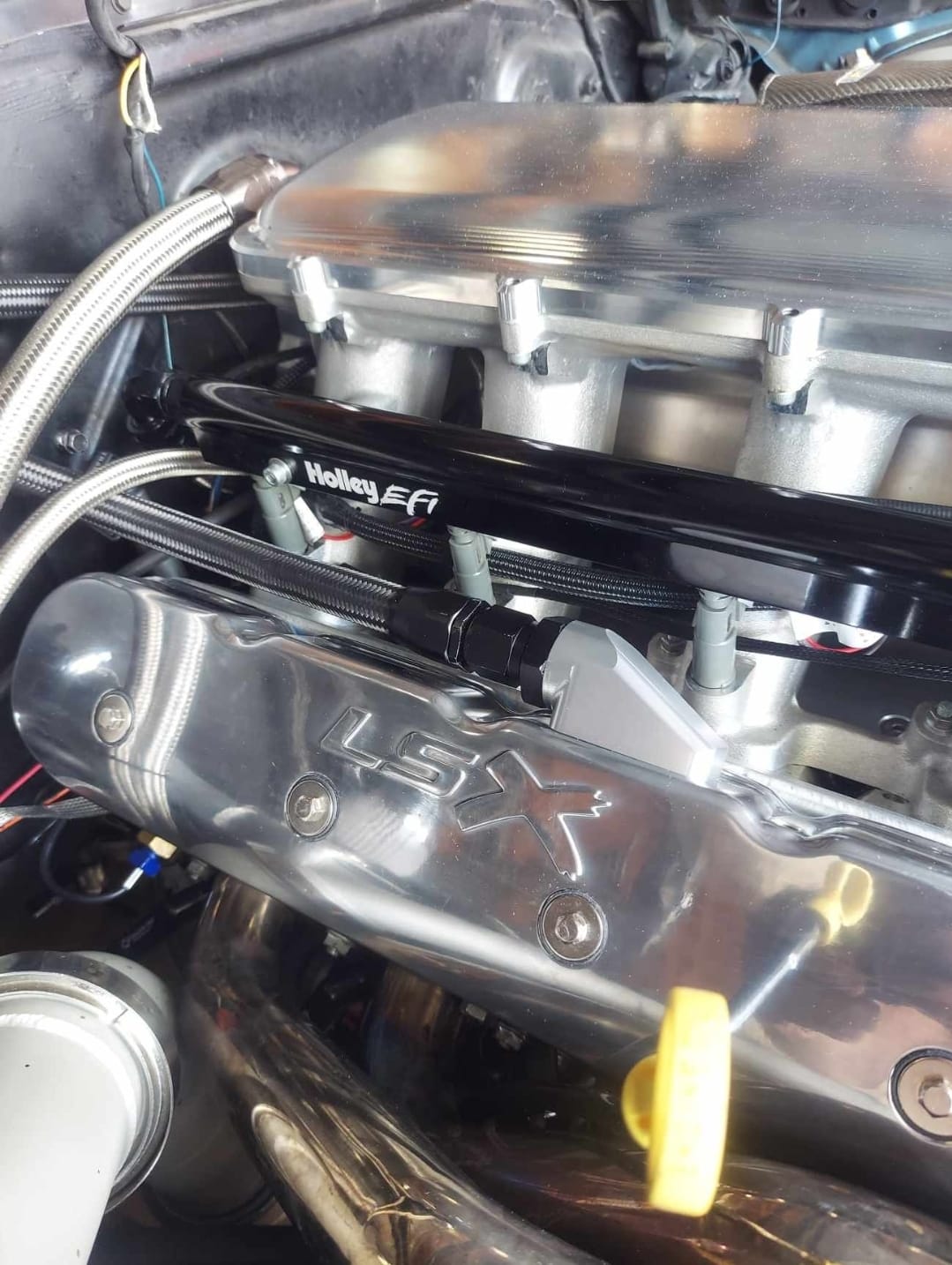 Customer photo review of Motion Raceworks Billet Valve Cover Breather / Oil Drain Billet (Single) 32-120-S