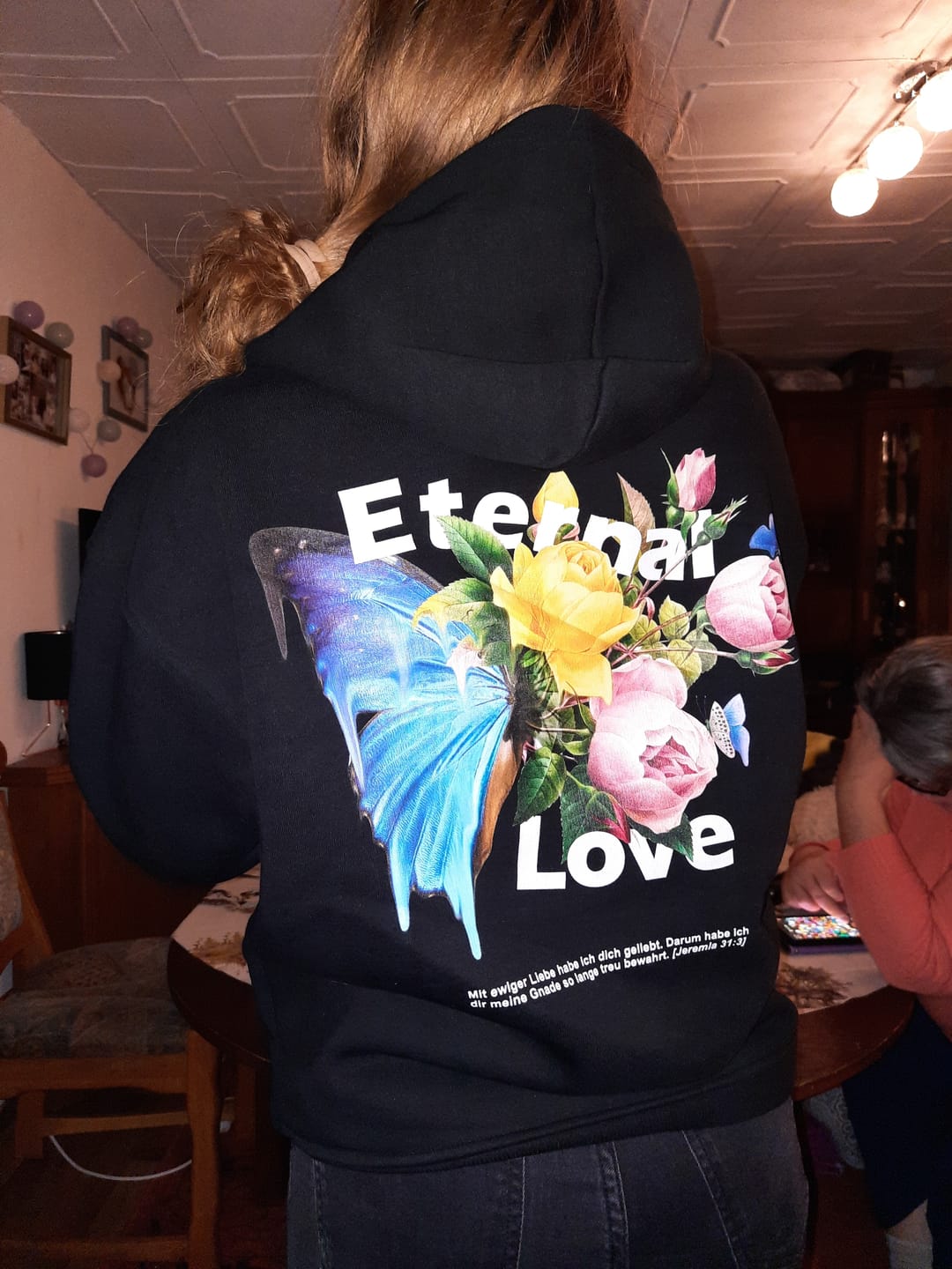 Customer photo review of OVERSIZED HOODIE - ETERNAL LOVE