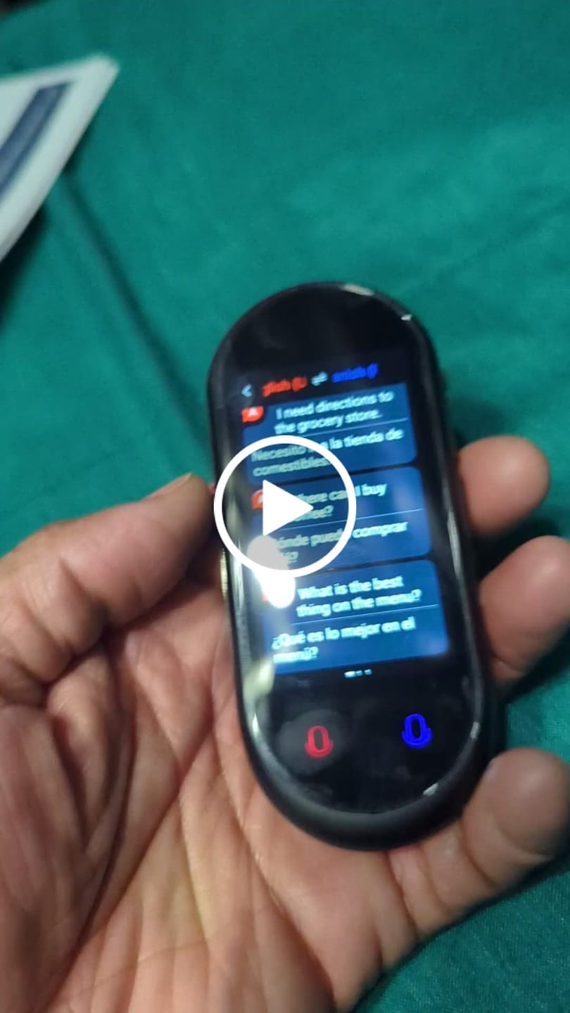 Customer video review of Vormor Z8 Language Translator Device 138 National Languages Intelligent Translator Real-time Voice, Recording, Text Translation Device