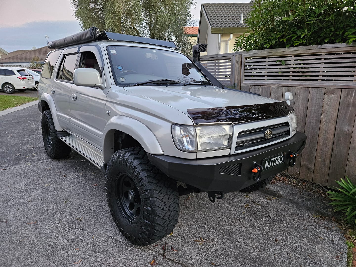 Customer photo review of Airplex Hilux Surf Bonnet Protector l 2nd, 3rd & 4th Gen 89 - 05