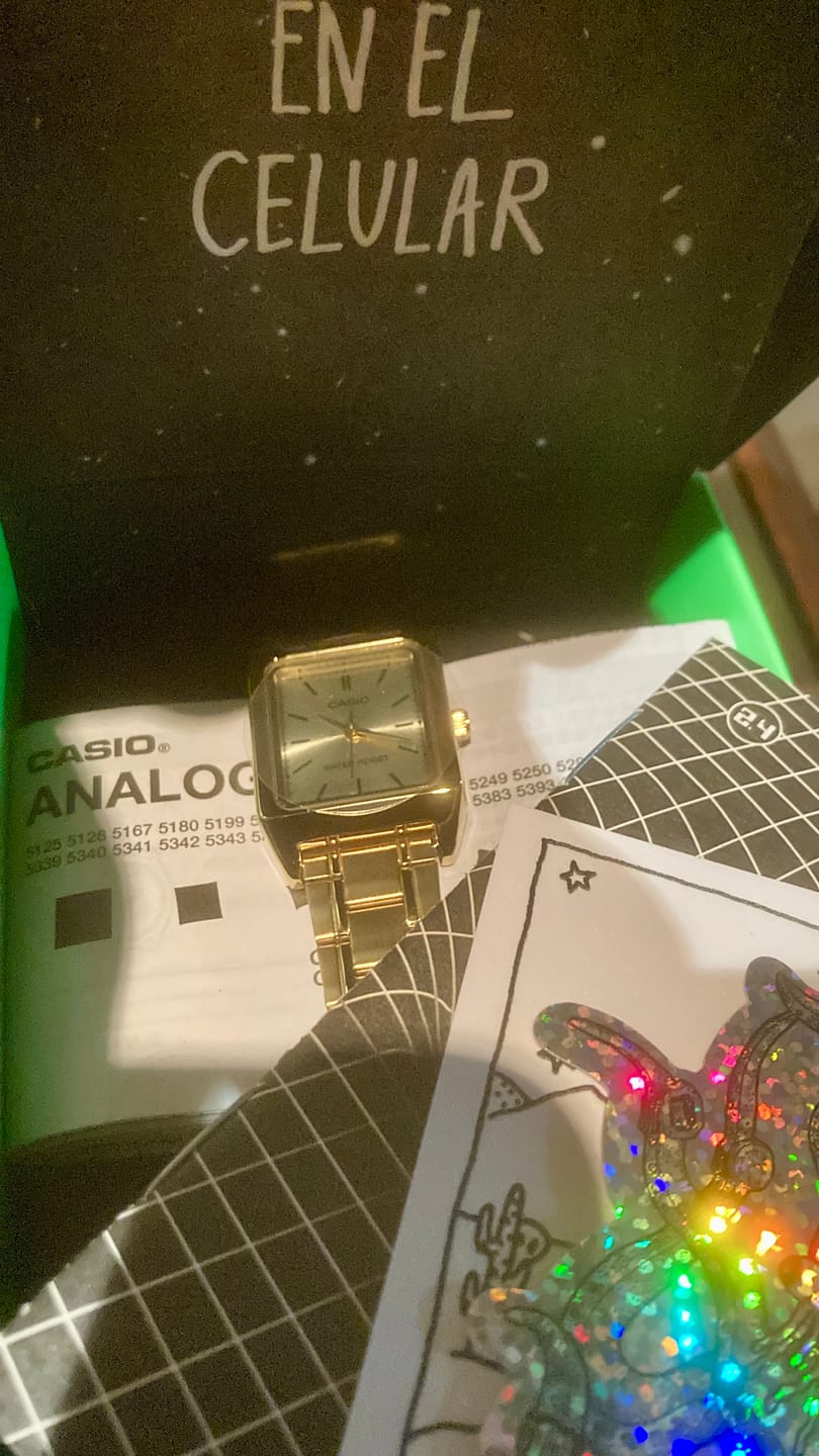 Customer photo review of Reloj Casio Tank Análogo LTP-V007G-9E Dorado