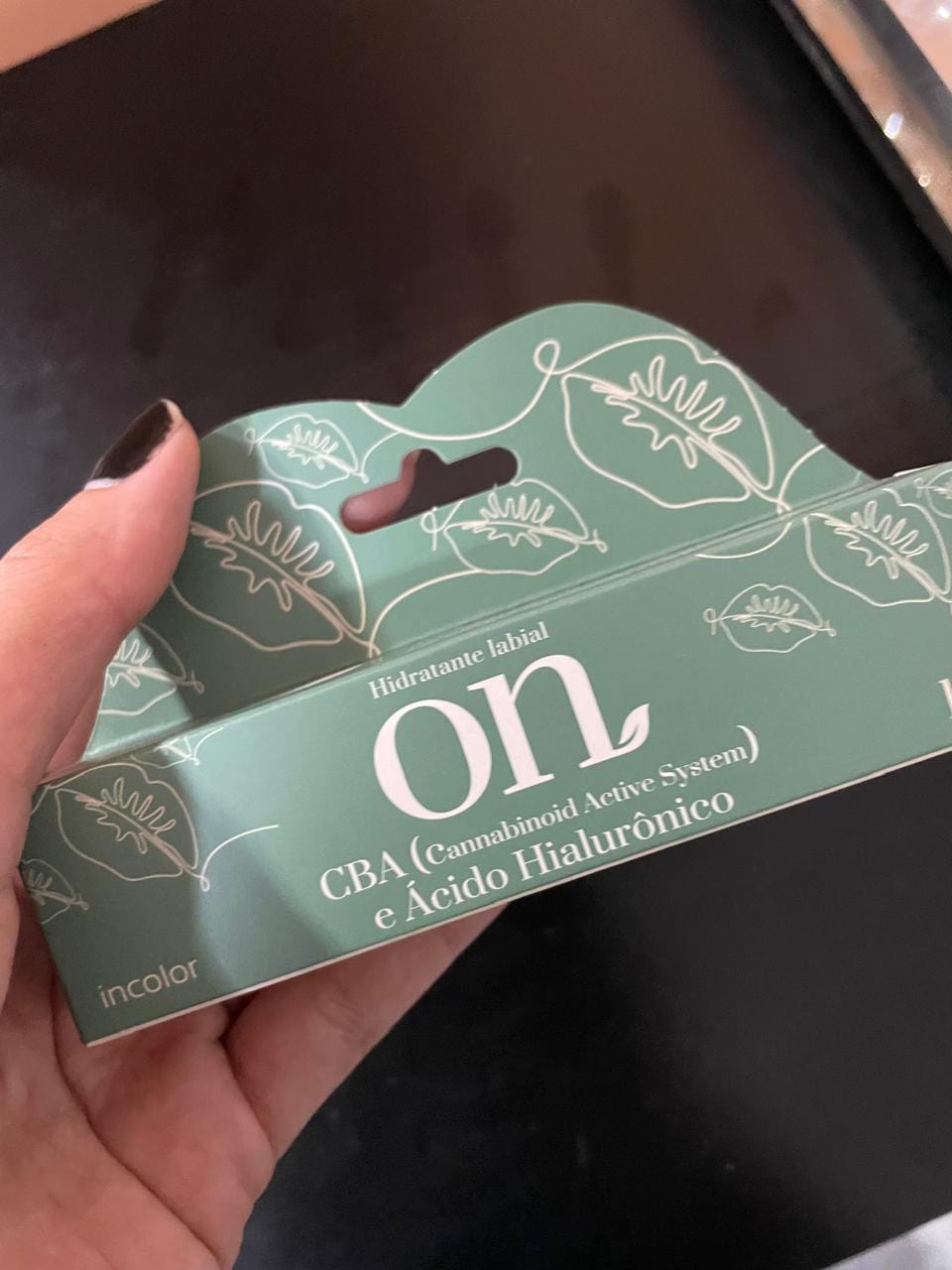 Customer photo review of Hidratante Labial ON