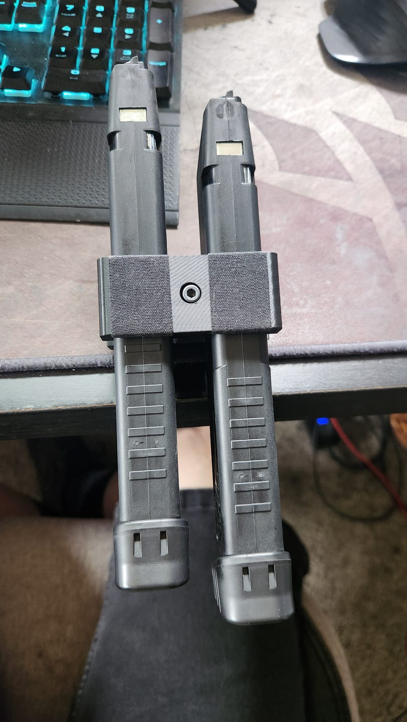 Customer photo review of Glock Mag Coupler (9mm/.40)