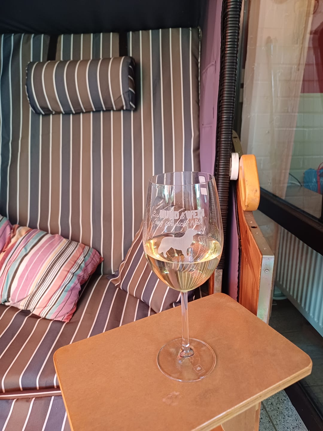 Customer photo review of Zu Hund und Wein sag ich nicht nein - Individuelles Weinglas