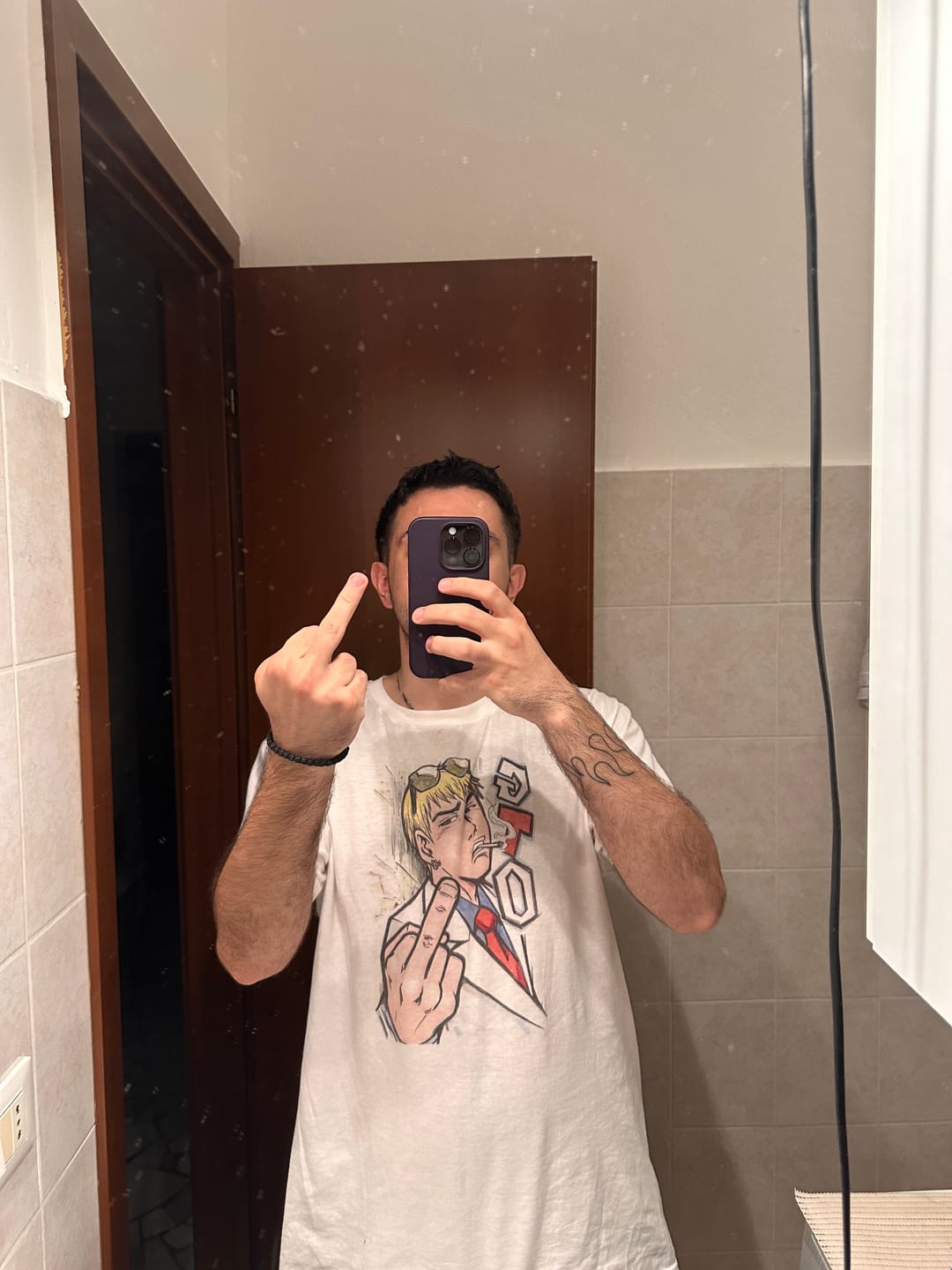 Customer photo review of GTO ONIZUKA FINGER WHITE TEE