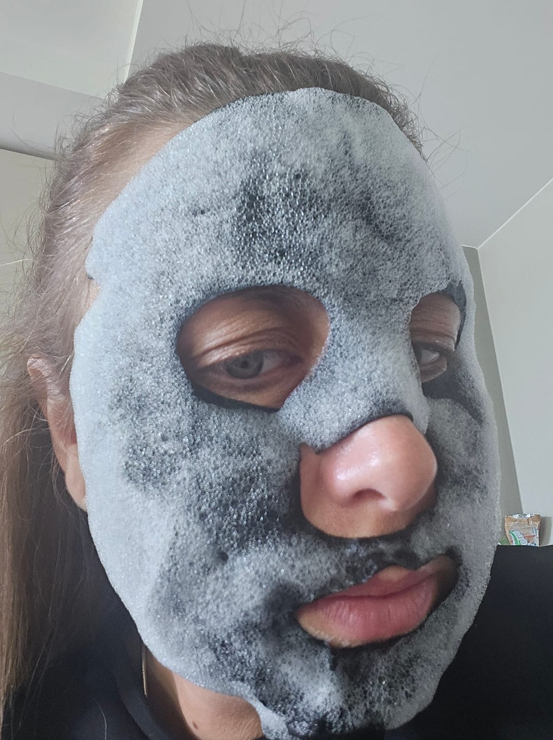 Customer photo review of Бълбукаща детоксикираща маска Chamos Acaci