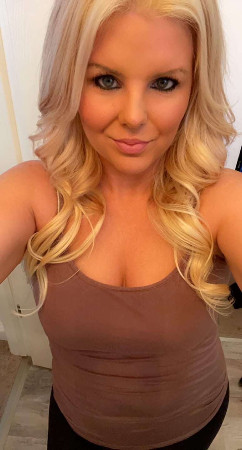 Customer photo review of Hair Topper for Thinning Crown Mono Base Lightest Blonde #60