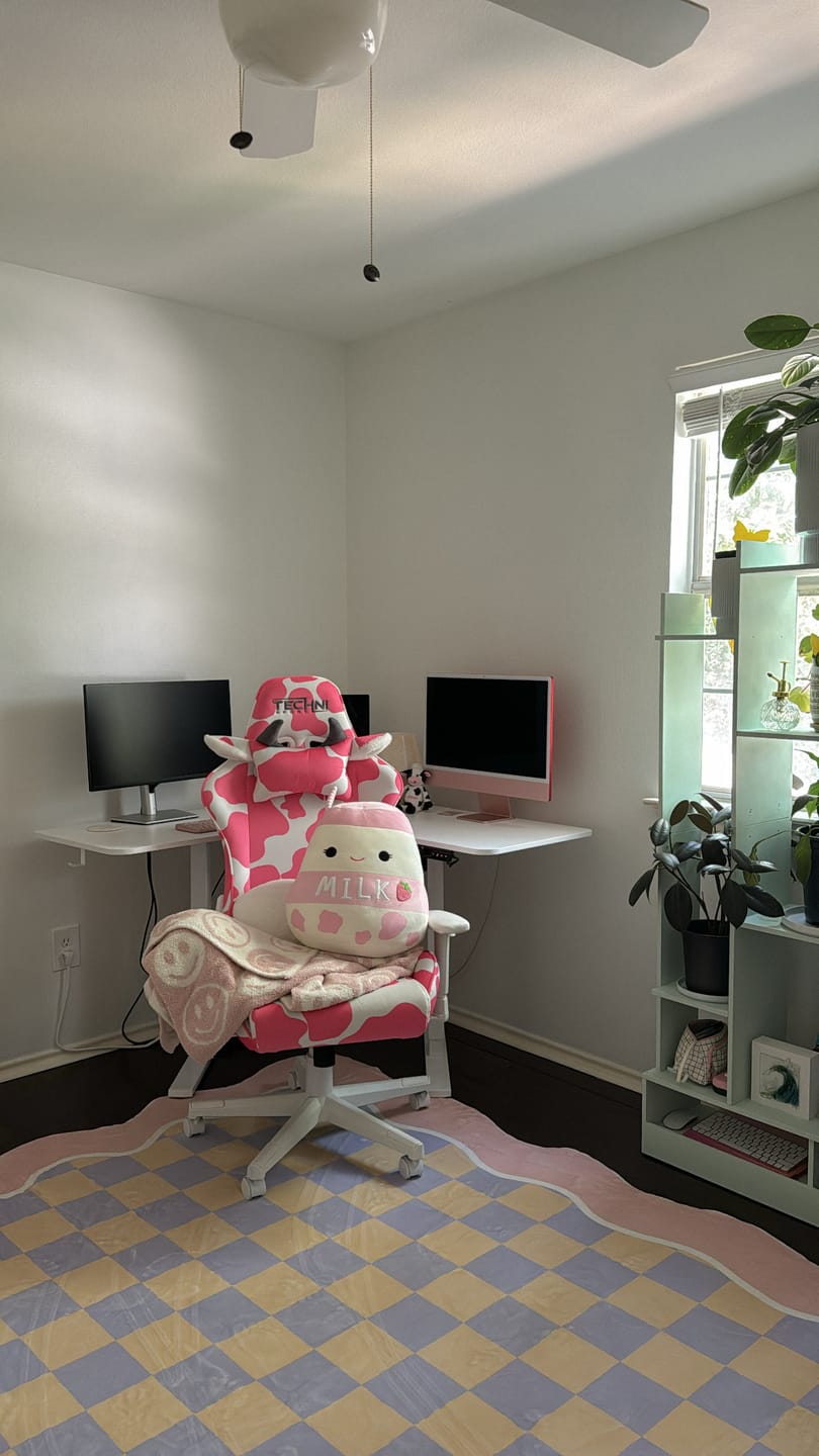 Customer photo review of Mellow Pastel Rug