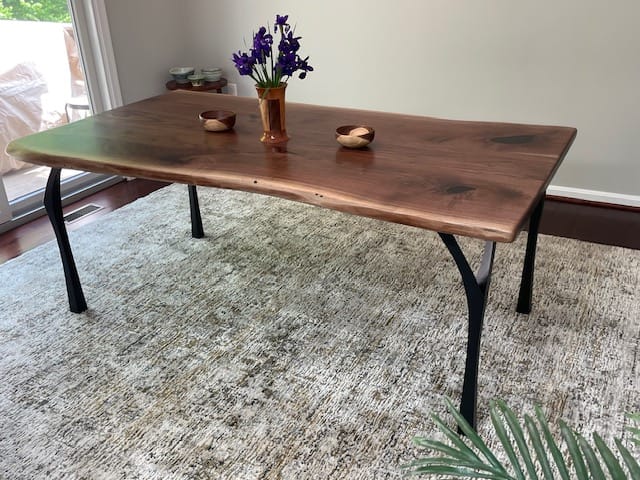 Customer photo review of Desk Legs 508 Faras 28H Modern Metal Table Legs