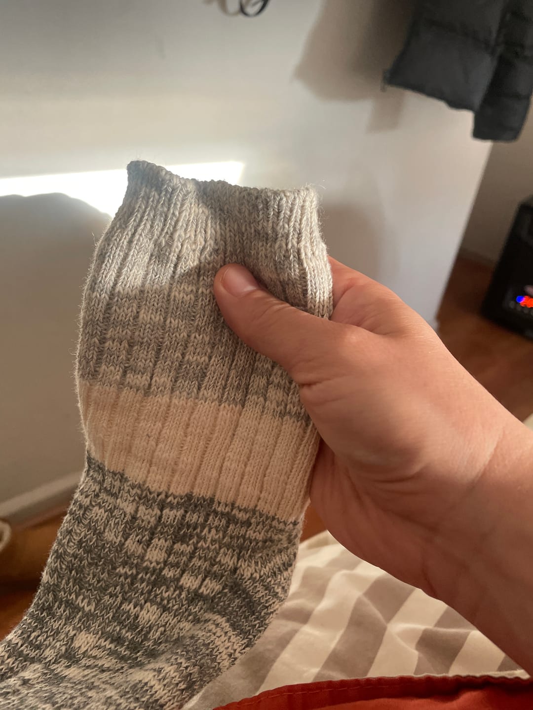 Customer photo review of Calcetín Cloud Unisex Gris Rayas