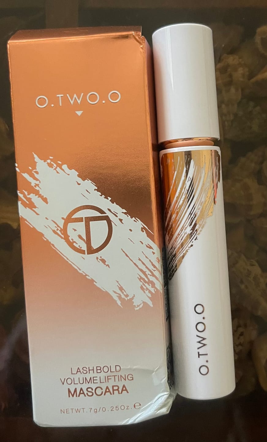 Customer photo review of O.TWO.O LASH BOLD VOLUME LIFTING MASCARA