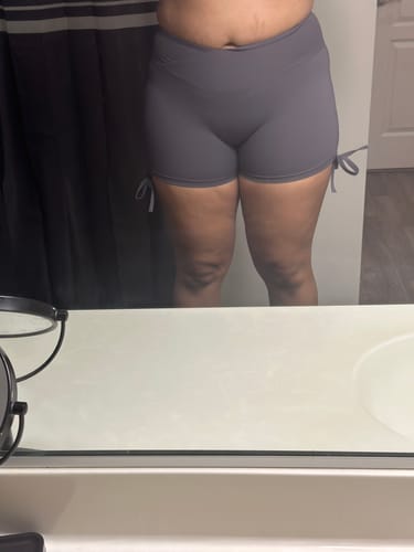 Customer photo review of Grey V-Waist Scrunch Butt Shorts