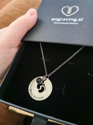 Customer photo review of Ogrlica: Baby Feet