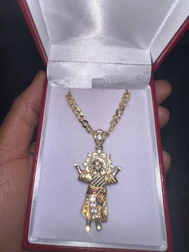 Customer photo review of *NEW* 14K Divino Nino Pendant W/ Hollow Cuban Chain 22” Inches JTJ™