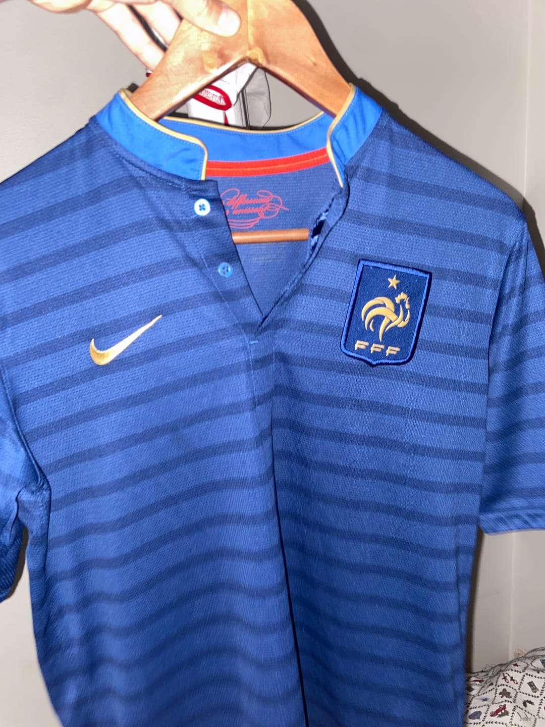 Customer photo review of RETRO Mystery Shirt