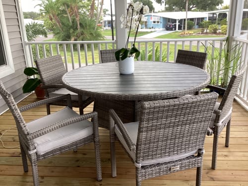 Customer photo review of Sorrento 7 Piece Round Outdoor Dining Table Set in Gray