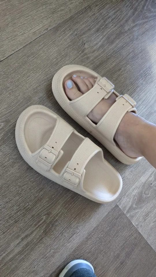 Customer photo review of קלאוד סנדלס