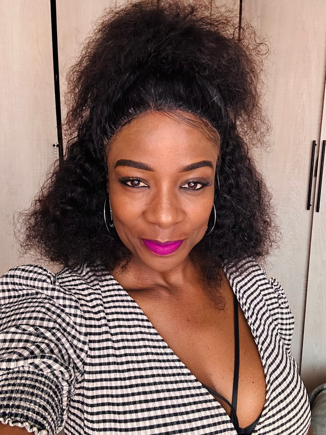 Customer photo review of Effortless Glueless Lace Frontal Curly Bob Wig  - Made from Human Hair