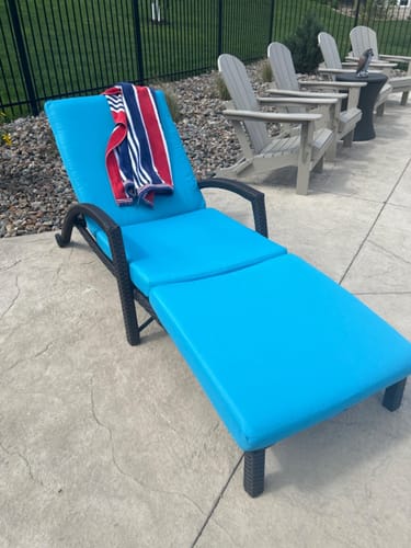 Customer photo review of HOMREST Chaise Lounge Chairs for Outside, PE Rattan Wicker Patio Pool Lounge Chair with Arm, Cushion for Poolside Beach