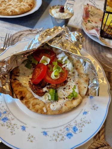 Customer photo review of Traditional Greek Pita Bread – 10 Soft Rounds (16 cm) | Vegetarian-Friendly