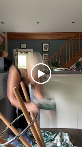 Customer video review of Fabric Paint -- Dark Green