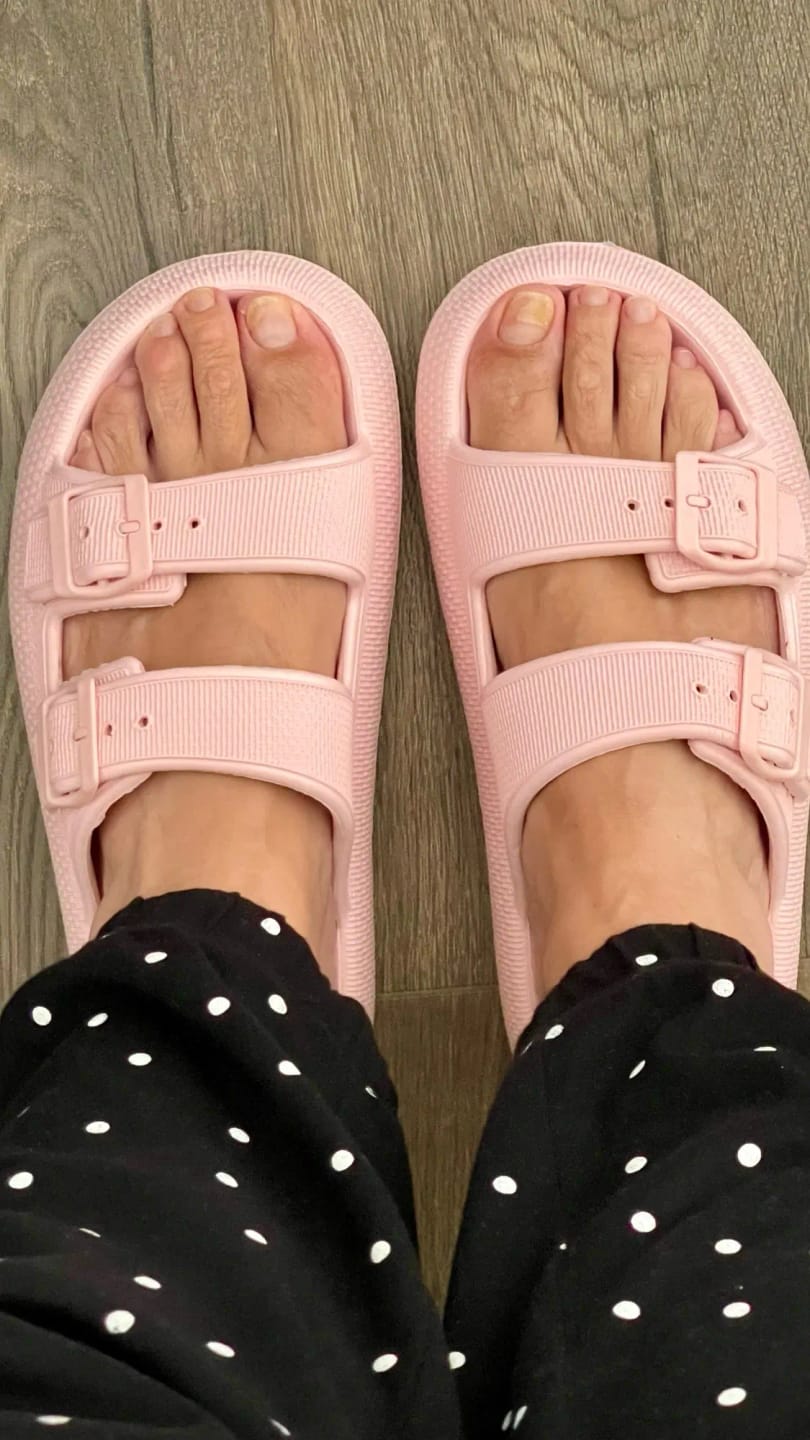 Customer photo review of קלאוד סנדלס