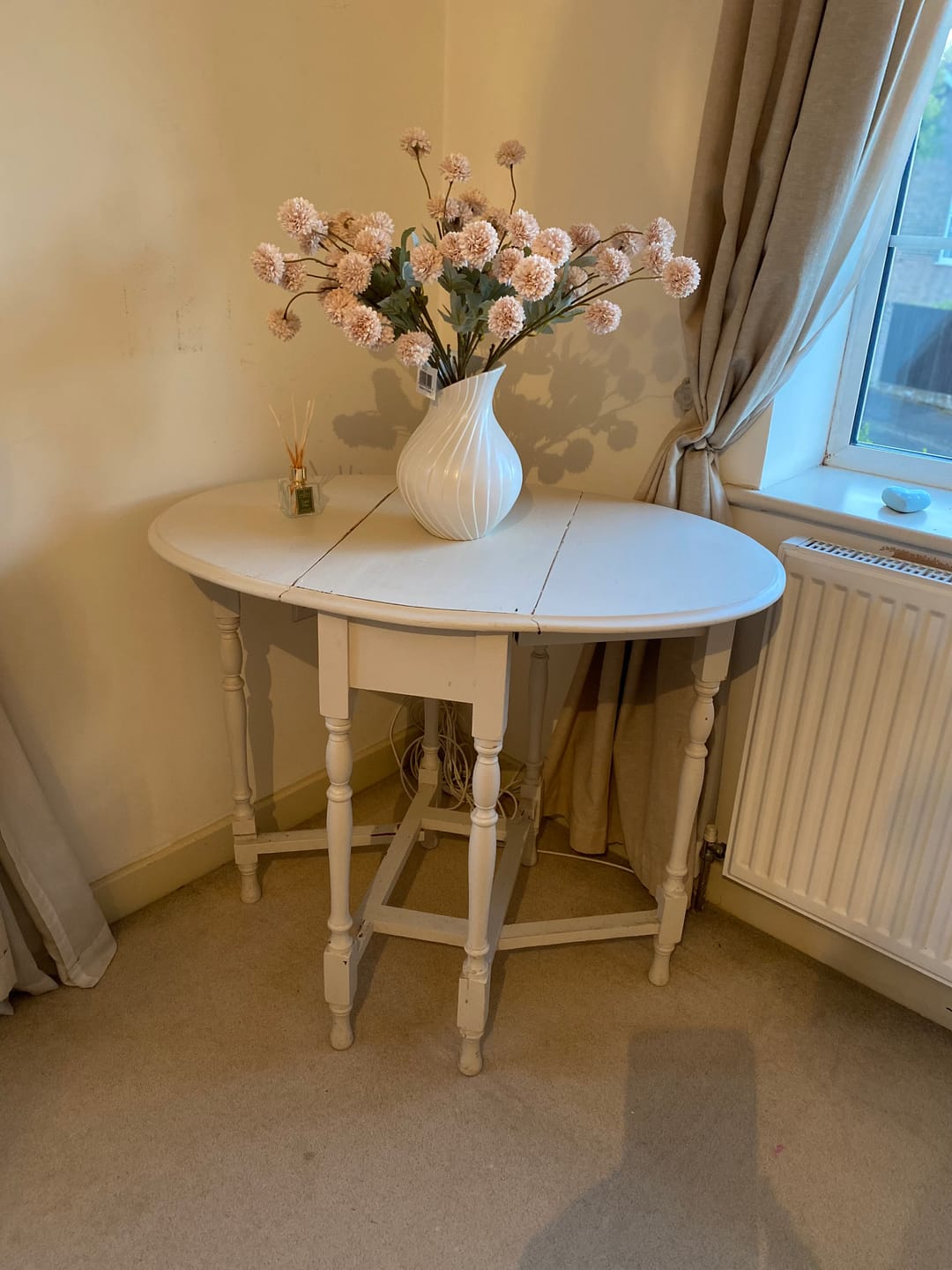 Customer photo review of Faux Kiku Flower - Cream (10 Stems / 50 Heads)