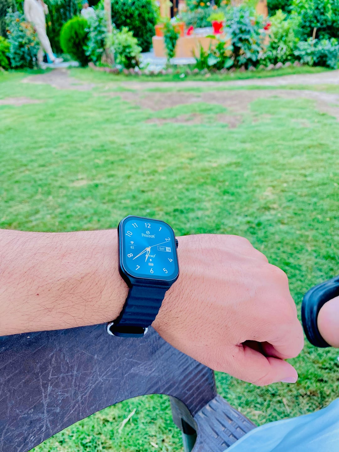 Customer photo review of SVESTON LEGEND SMARTWATCH
