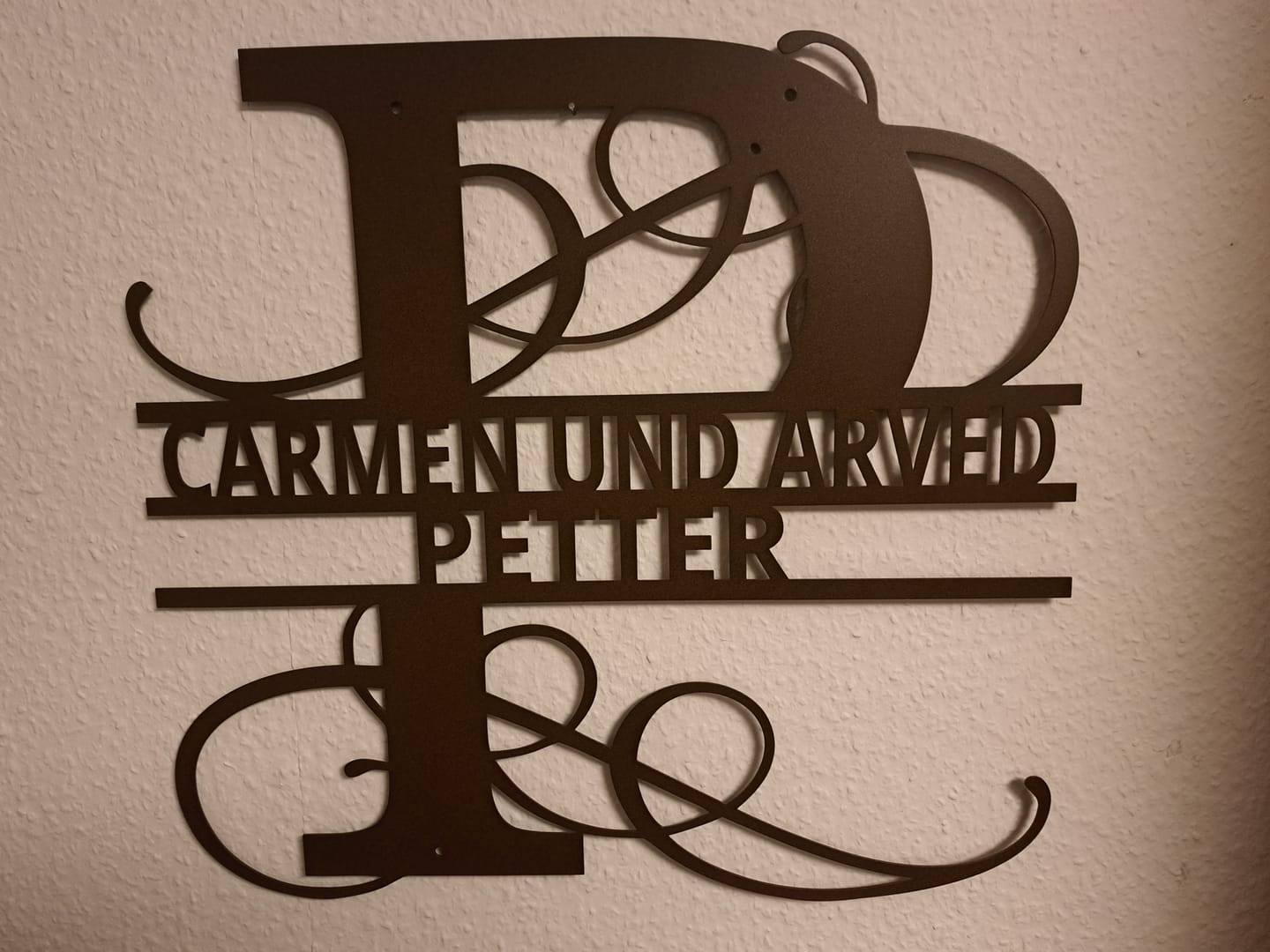 Customer photo review of Namens-Monogramm zweizeilig (personalisierbar)