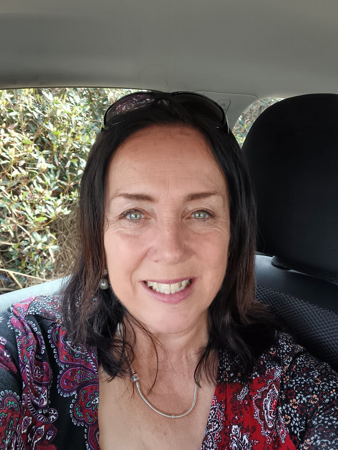 Customer photo review of Rosalique 3 in 1 Anti-Redness Miracle Formula SPF50