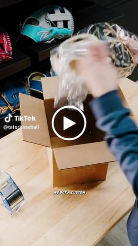 Customer video review of V-Web Infield Glove