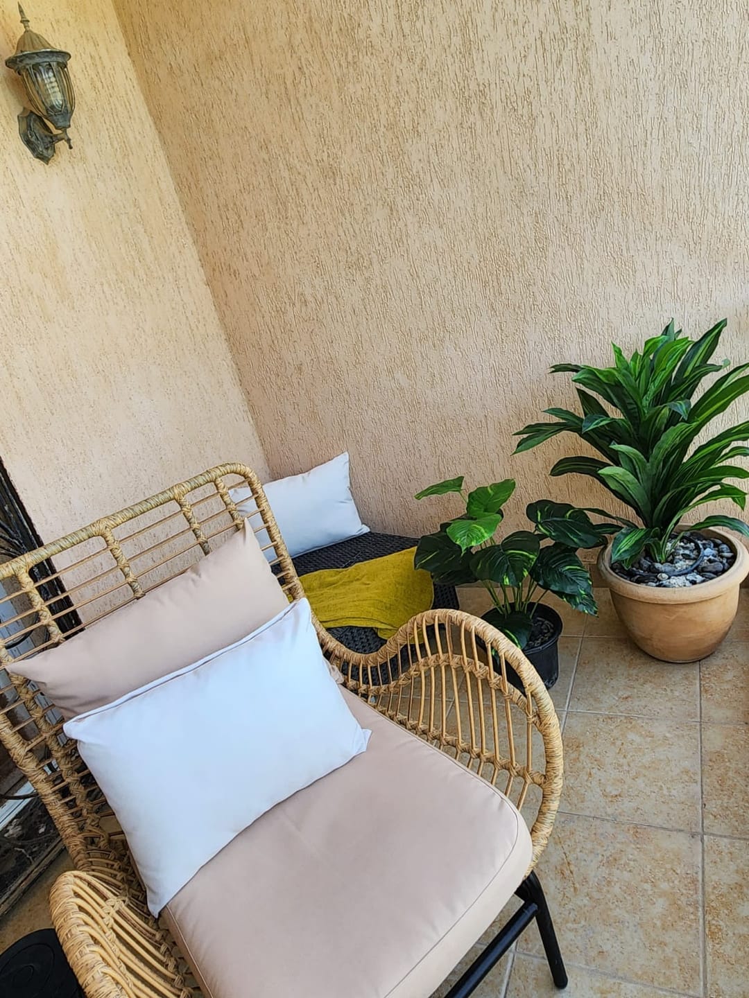 Customer photo review of كرسي رتان بامبو ميجو للمطاعم و الكافيهات