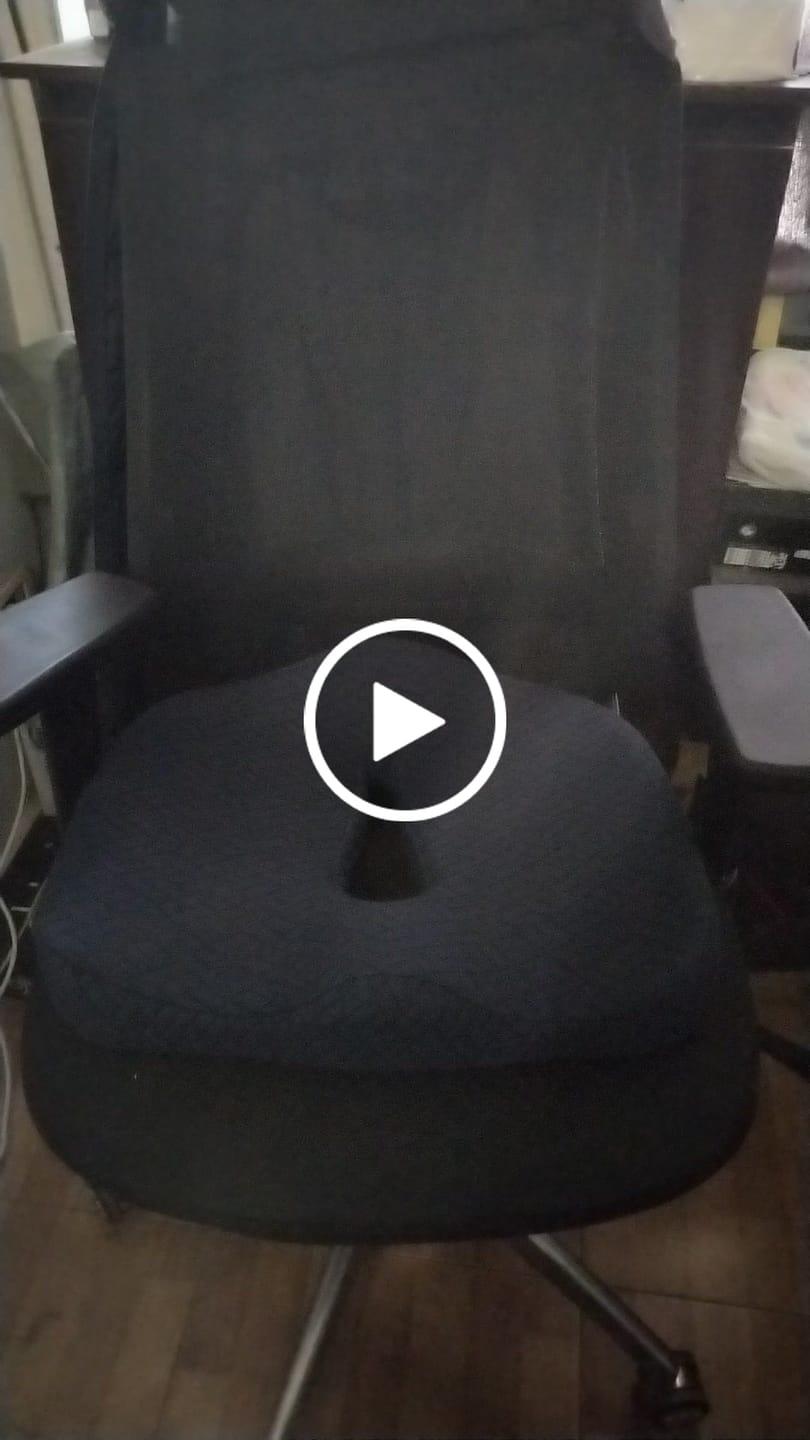 Customer video review of Reeta- Tailbone Cushion-Suitable for Hemorrhoids Prostatitis problem & Pregnant Women