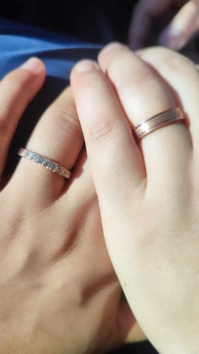 Customer photo review of Minimalist Tres Modified Wedding Rings