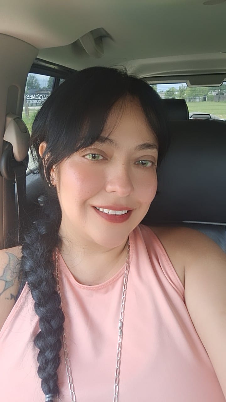 Customer photo review of Pixie Green Colored Contact Lenses