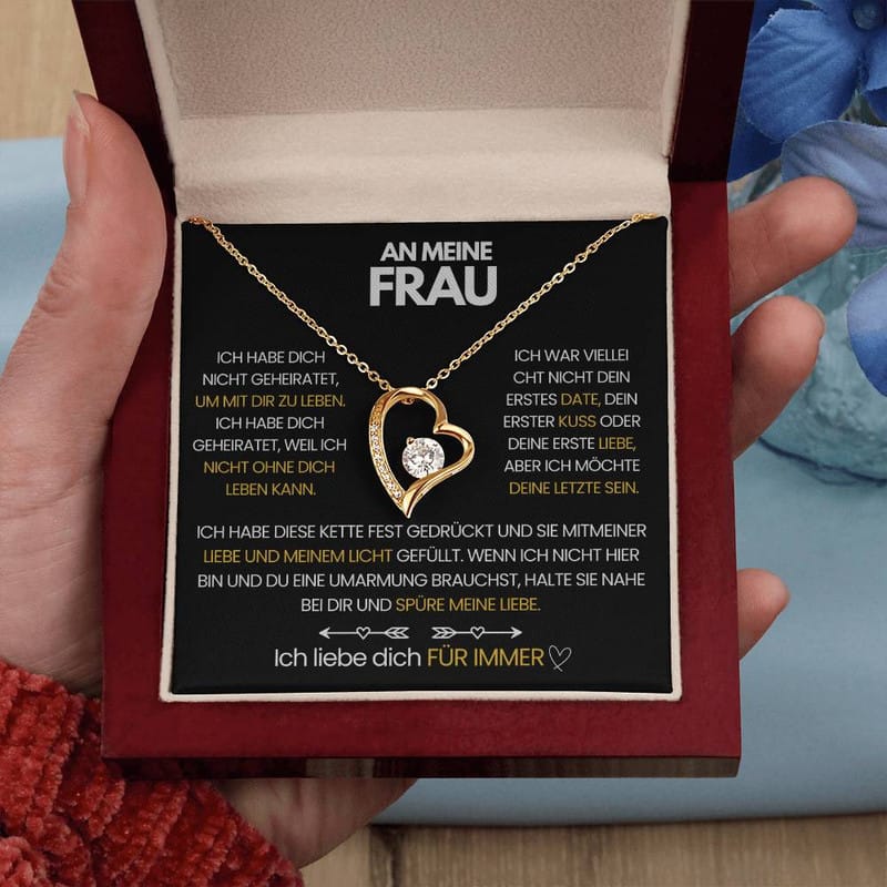 Customer photo review of Herz-Halskette - An Meine Frau