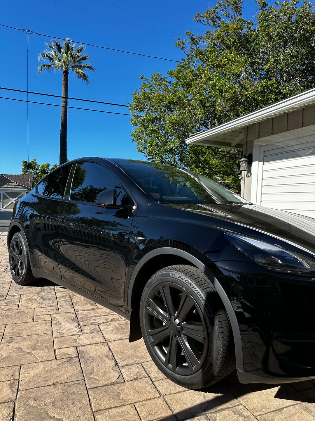 Customer photo review of TESPLUS 19'' Arachnid Style Wheel Cover for Model S/Y