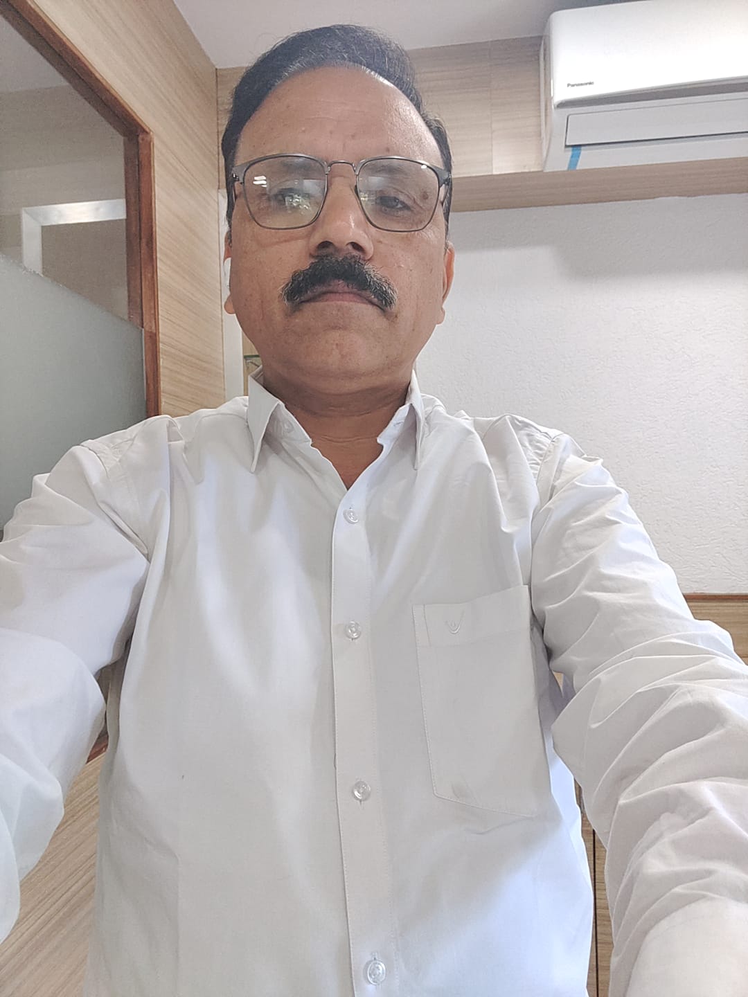 Customer photo review of Good Luck Formal White Shirt Combo ( 2 Shirt In Single Pack )