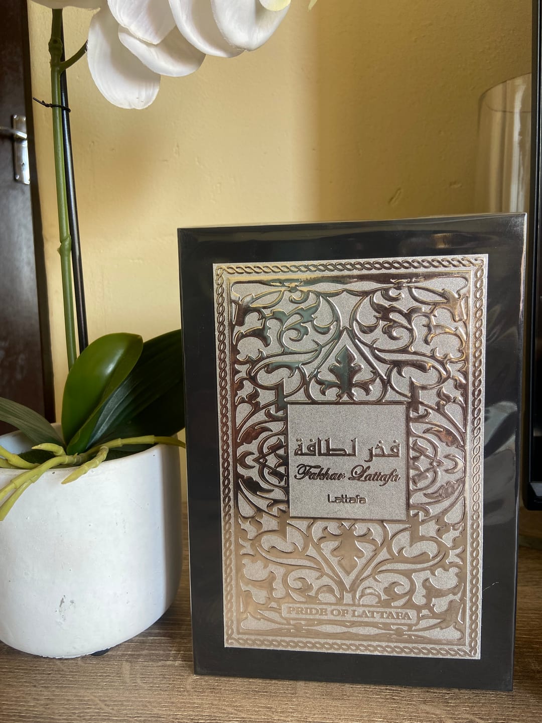 Customer photo review of Fakhar Homme 100ml Eau De Parfum