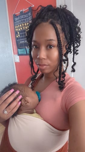 Customer photo review of Mama's Bonding Comforter