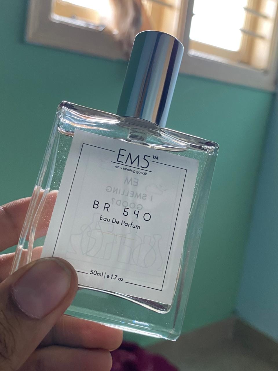Customer photo review of EM5™ BR 540 Unisex Perfume | Eau De Parfum Spray for Men & Women | Tobacco Vanilla Warm Spicy Fragrance Accords | Luxury Gift for Him / Her | Sizes Available: 50 ml / 15 ml