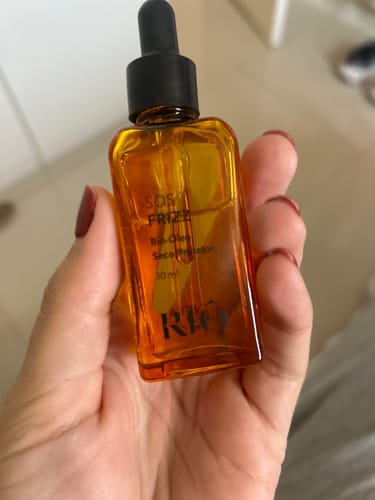 Customer photo review of SOS Frizz Bio-Óleo Seco Protetor