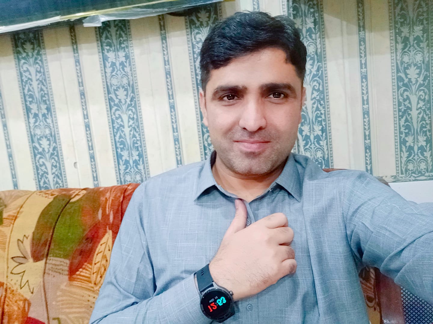 Customer photo review of SVESTON LEGEND SMARTWATCH