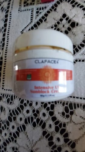 Customer photo review of Crème Solaire et Hydratante Anti-âge
