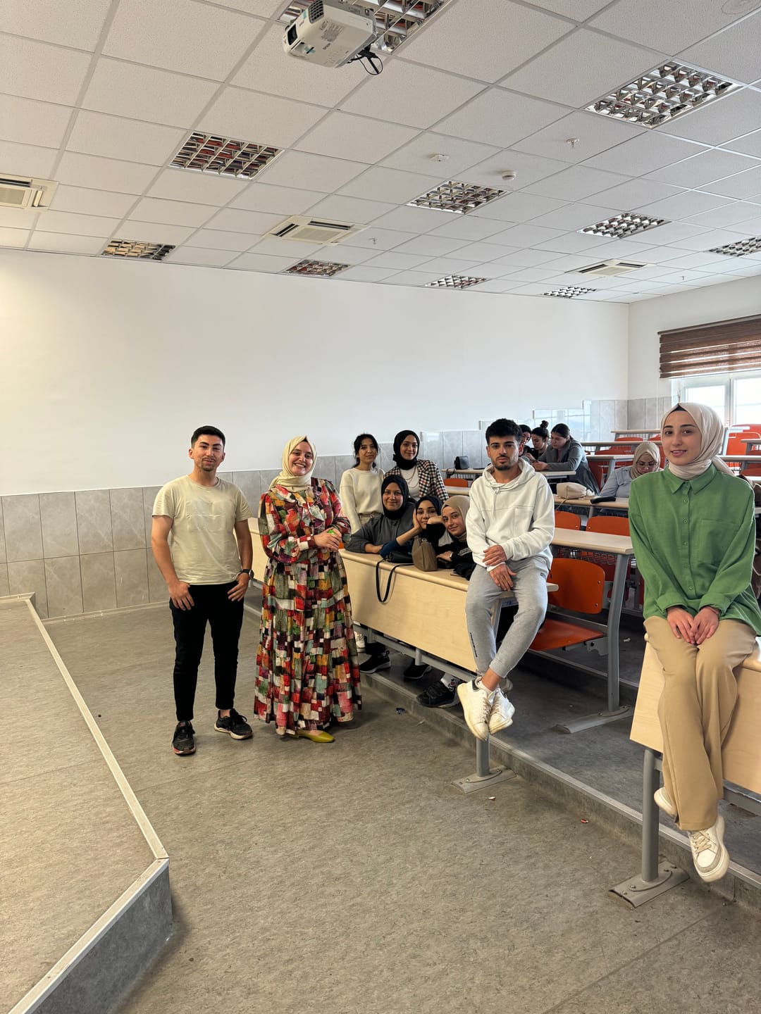 Customer photo review of BLOK DESEN ELBİSE