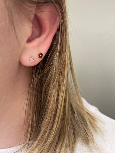 Customer photo review of April Birthstone (Diamond) (PREORDER)