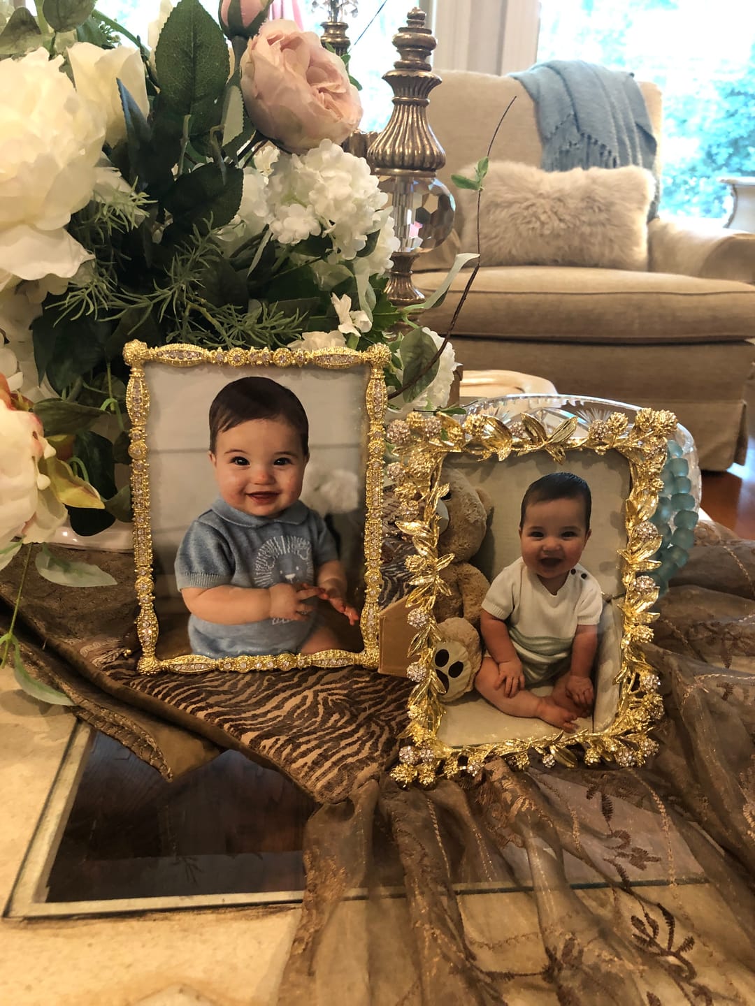 Customer photo review of Asbury Frame