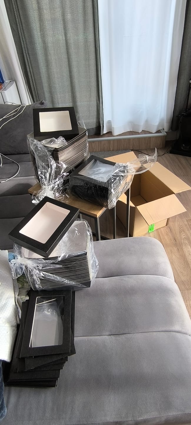 Customer photo review of Premium Cardboard Takeaway Boxes With Cellulose Clear Window Lid