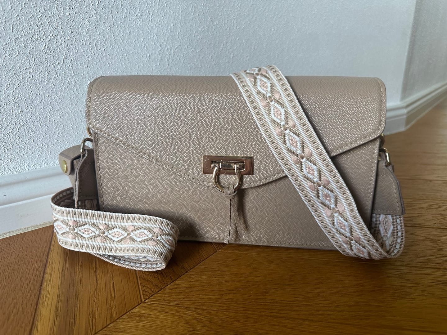 Customer photo review of DIY-Box: The Ultimate Crossbody