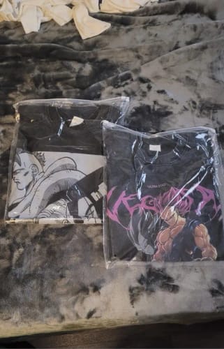 Customer photo review of Vegeta Oversized Vintage T-shirt V1